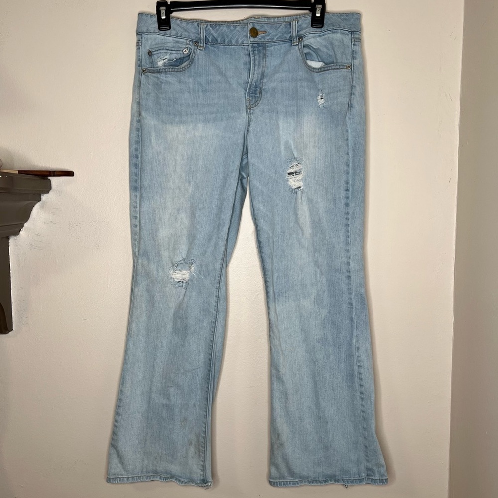 American Eagle Light Favorite Boyfriend Jeans